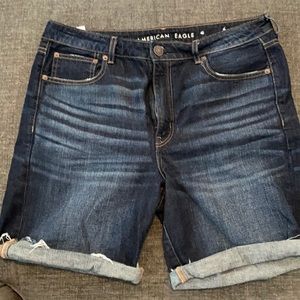 Bermuda soft denim short
